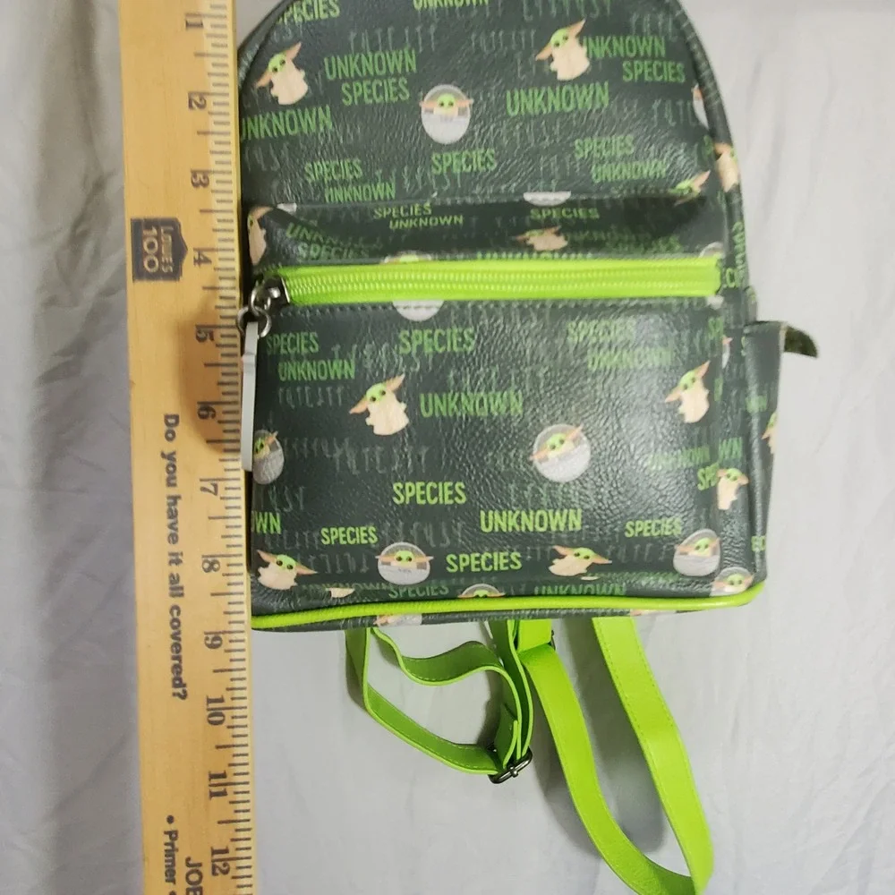 Star Wars The Mandalorian Grogu Baby Yoda Mini Backpack Species Unknown Green